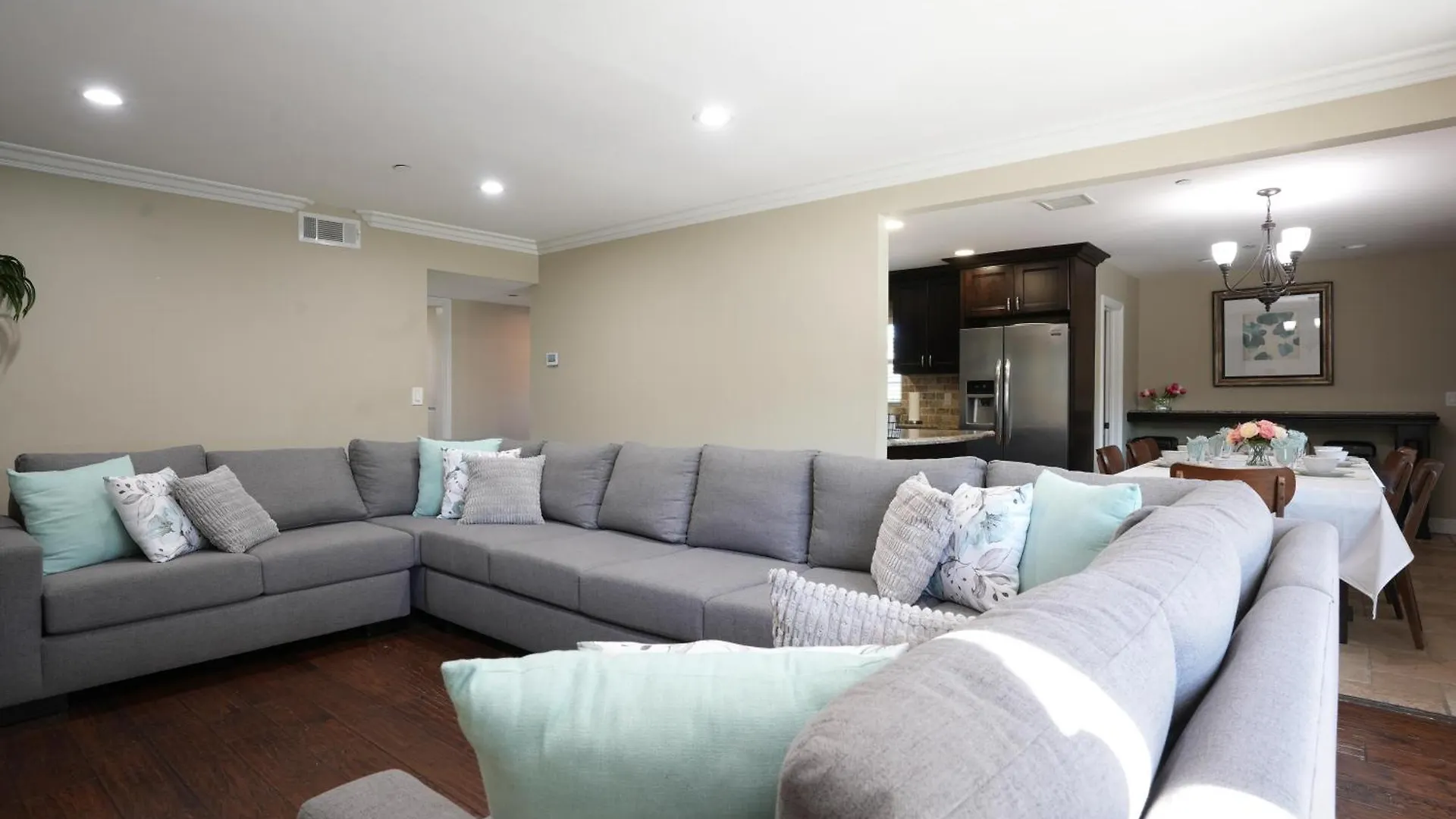 Destination #05 Villa Anaheim Holiday home